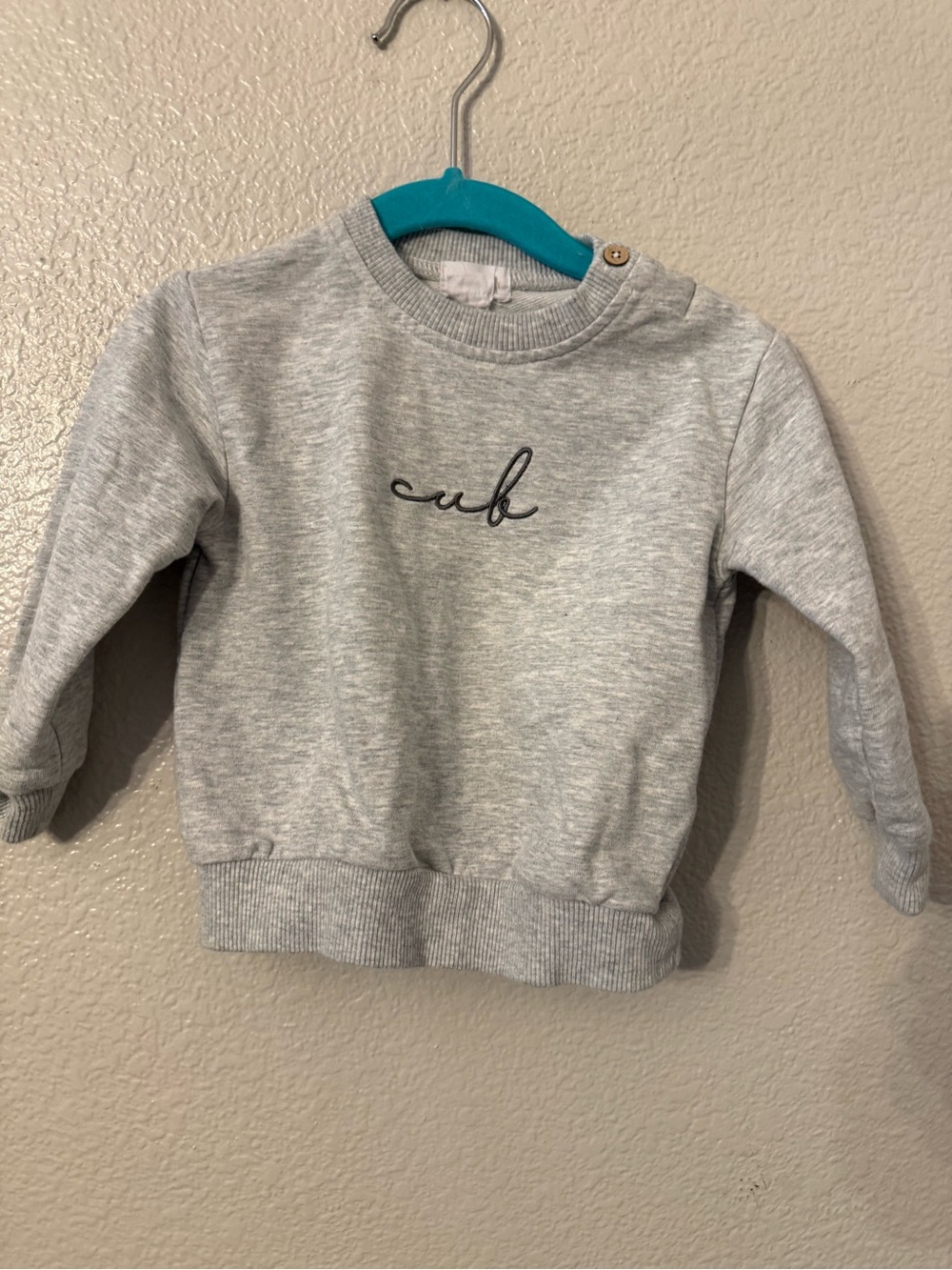 Jamie Kay Light Gray 'cub' Pullover Sweatshirt
